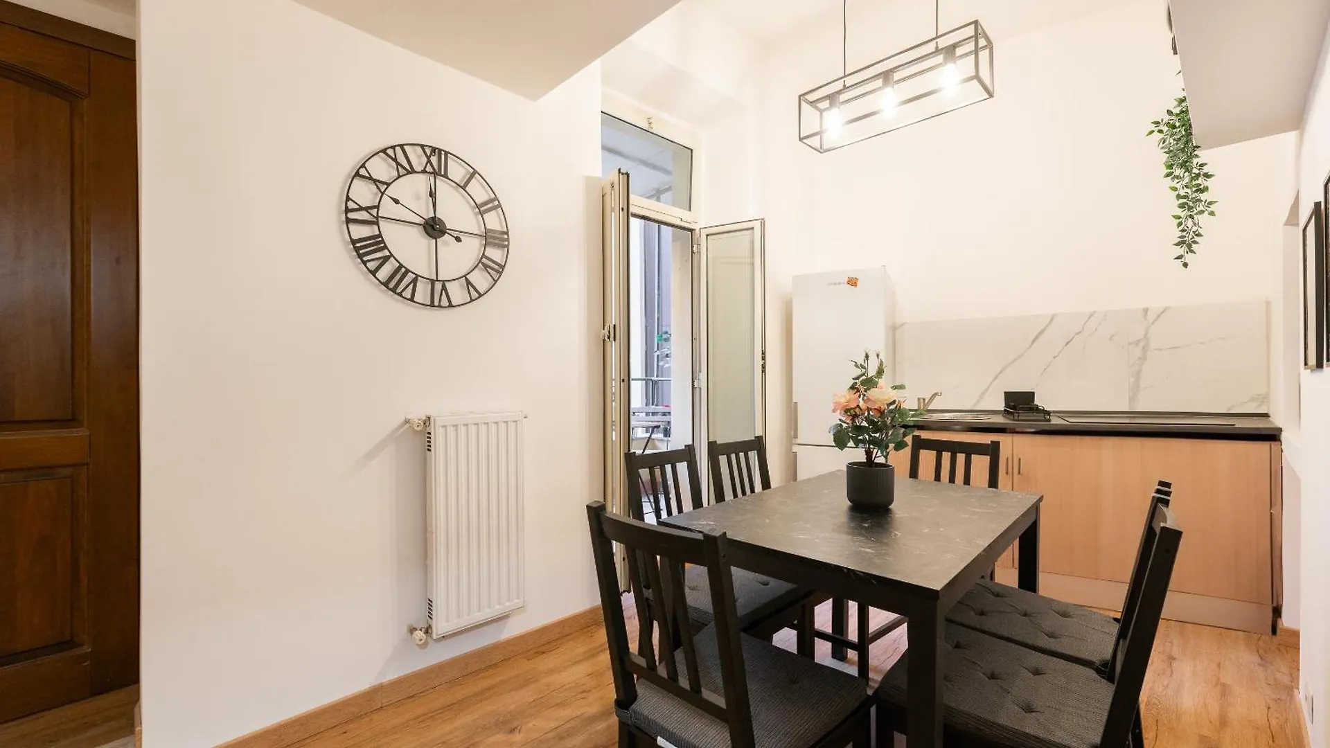 Appartamento Via Xxiv Maggio Rom Apartment